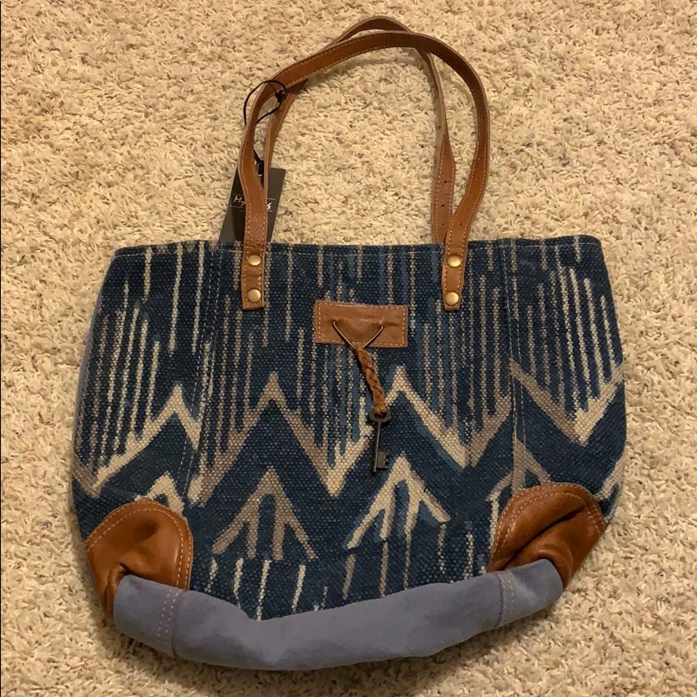 New with tags Myra bag